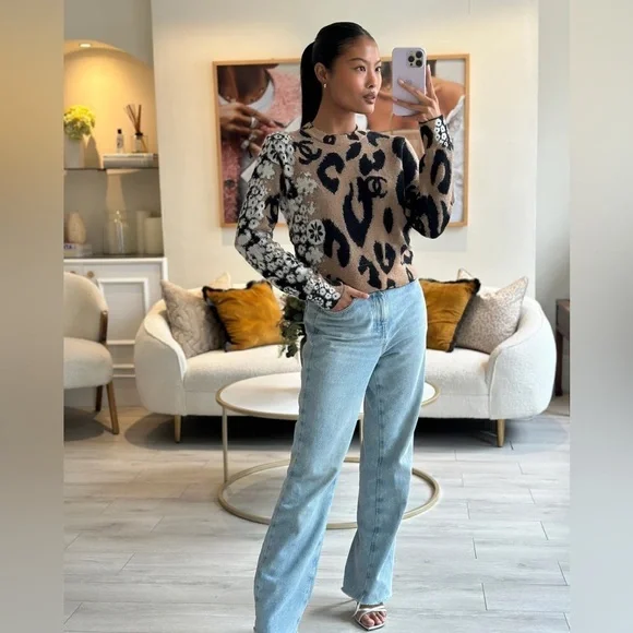 NWT CHANEL 23/A METIERS D'ART CC LEOPARD PRINT JUMPER SIZE FR 38 (UK 10) - Picture 7 of 15